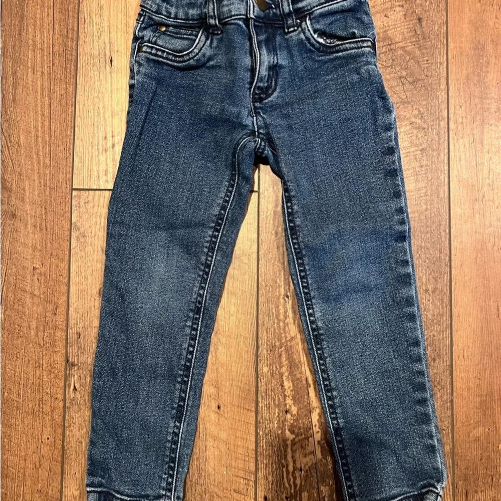 Carter’s Toddler Girl Jeans Bundle, 3T - Picture 6 of 9